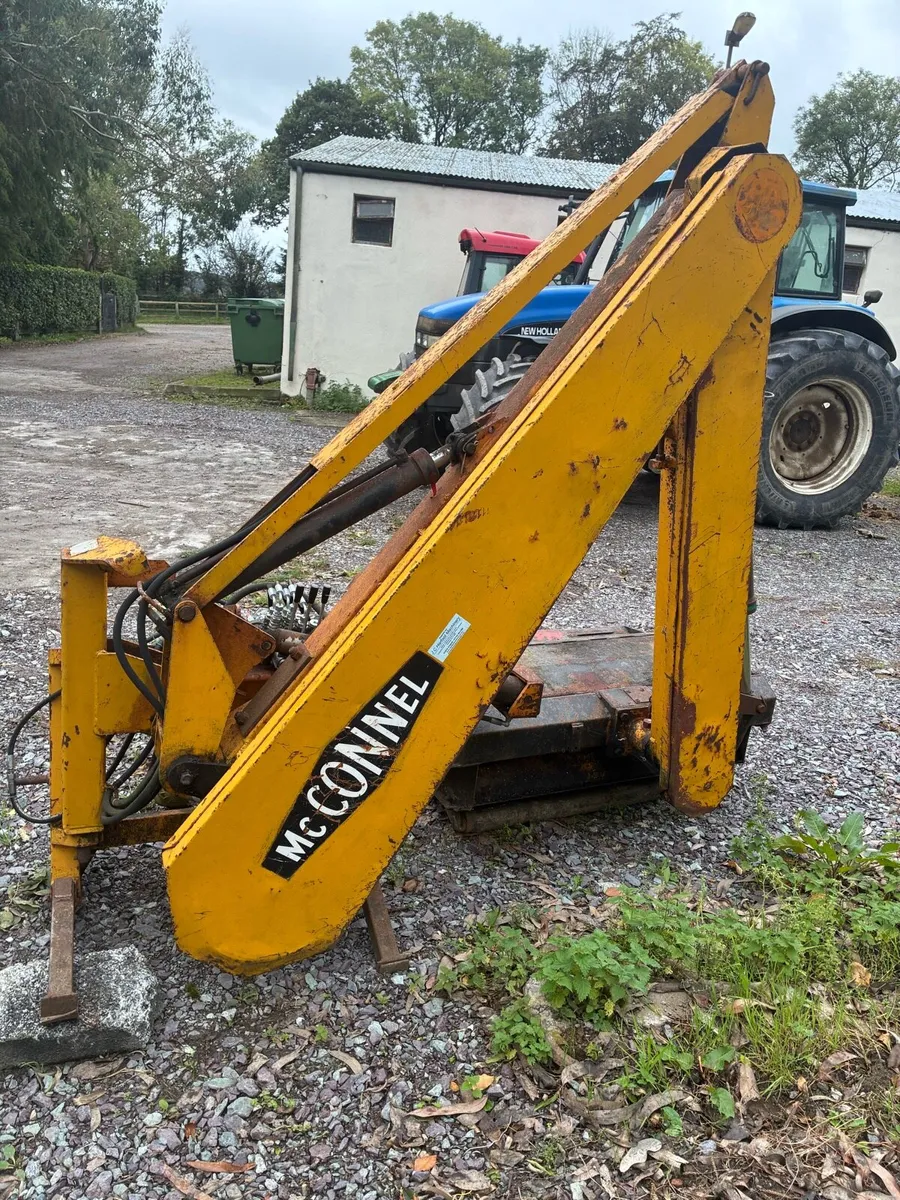 Hedge cutter - Image 1