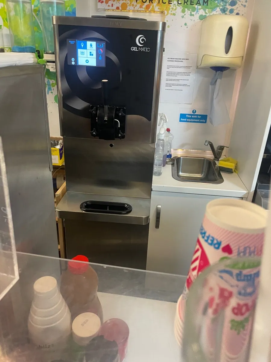 Ice cream machine