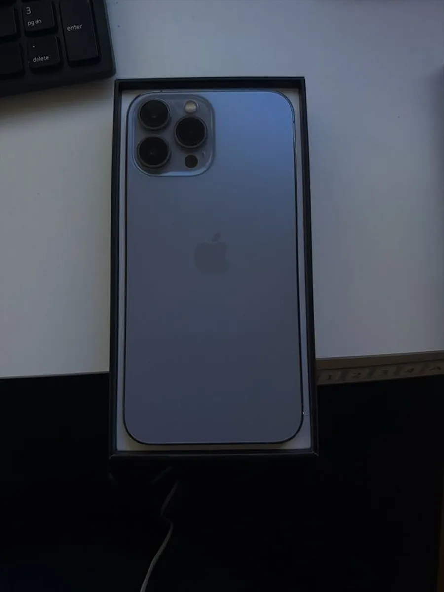 IPhone 13 Pro Max - Image 1
