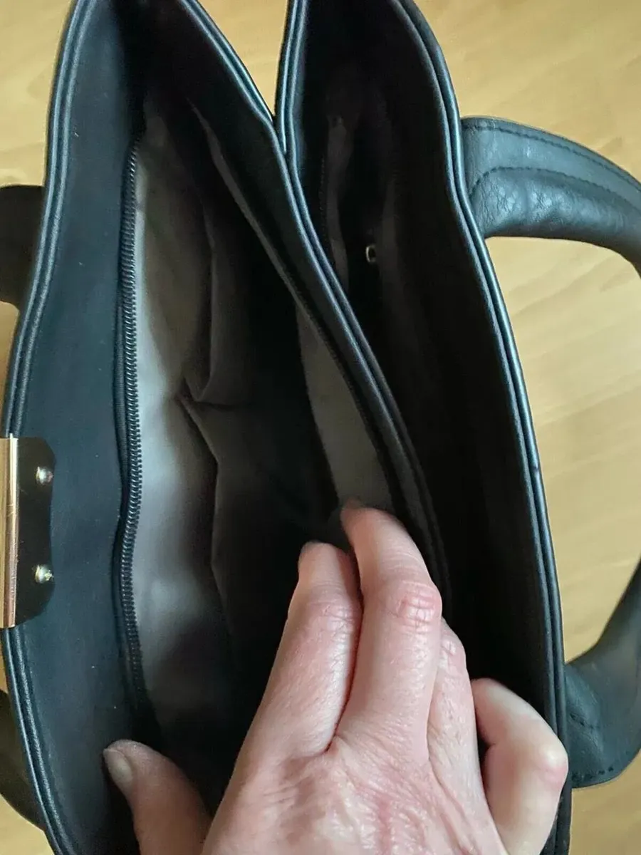 Ladies Handbag - Image 4