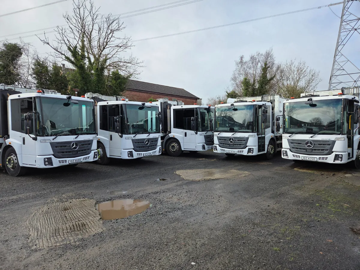 ECONIC BIN LORRY - Image 2