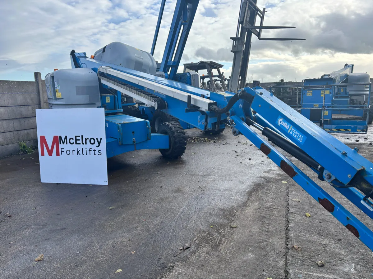 Range of genie Boomlifts - aerial platforms - Image 2