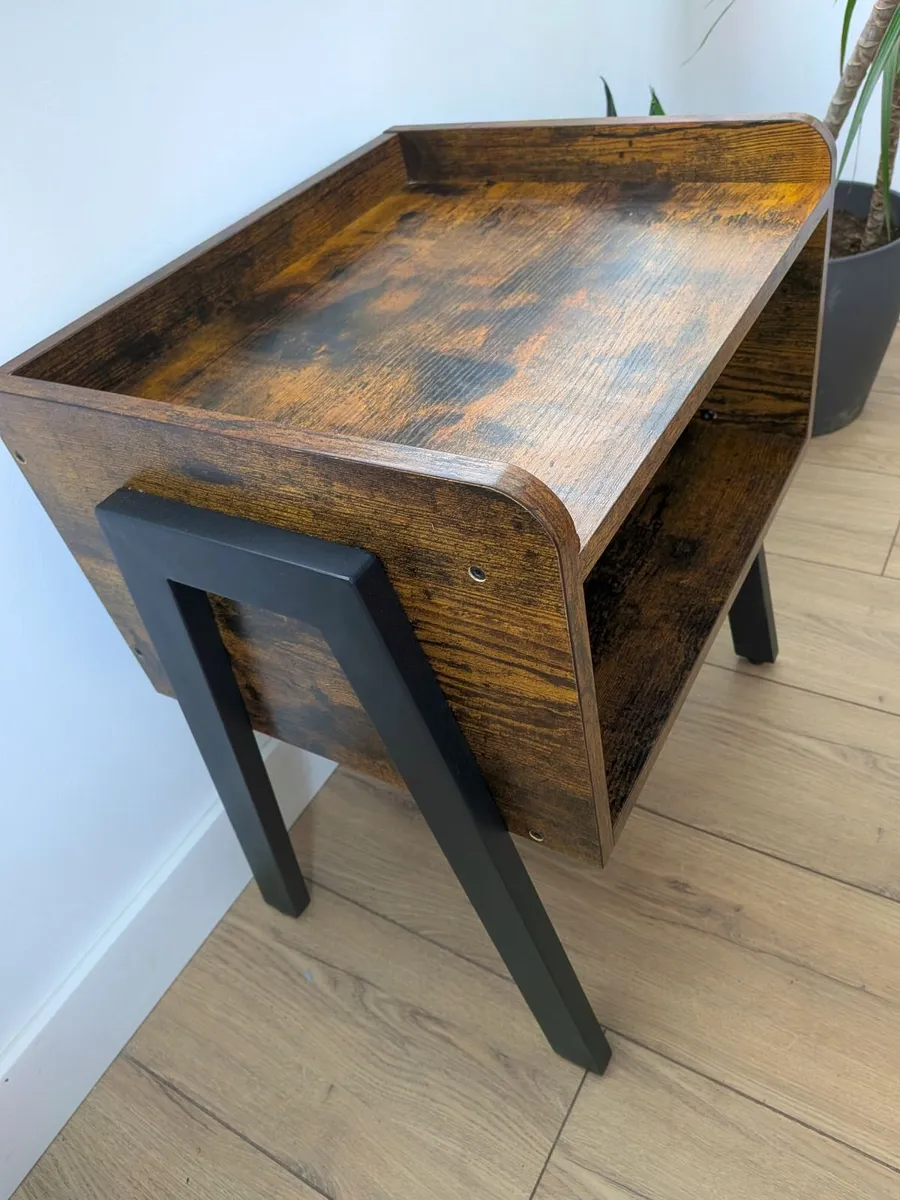 Industrial style side table - Image 2