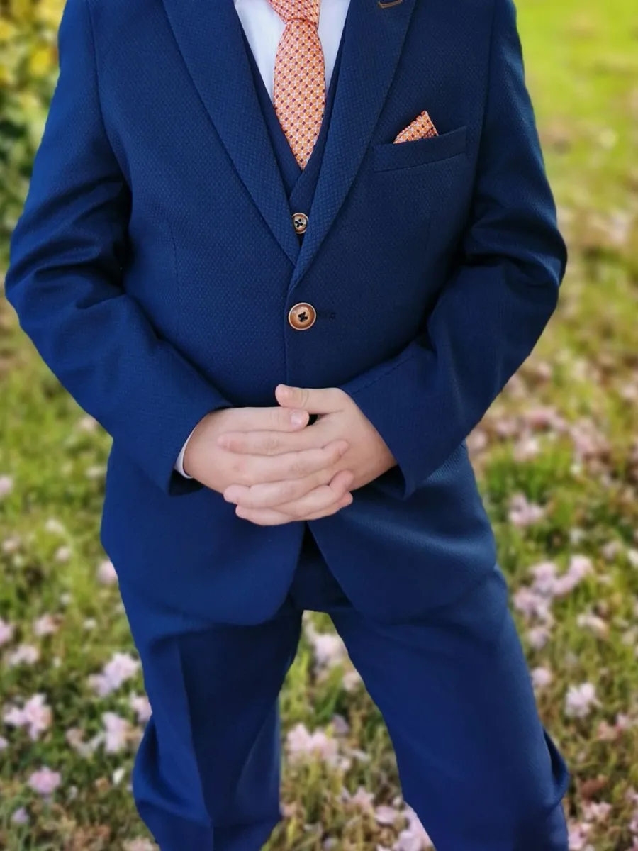 Communion suit Marc Darcy aged 11 - Image 1