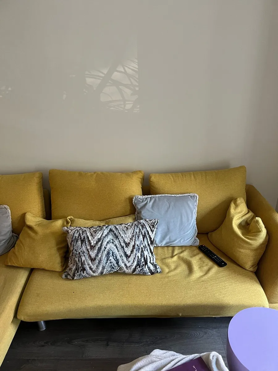 Couch - Image 3