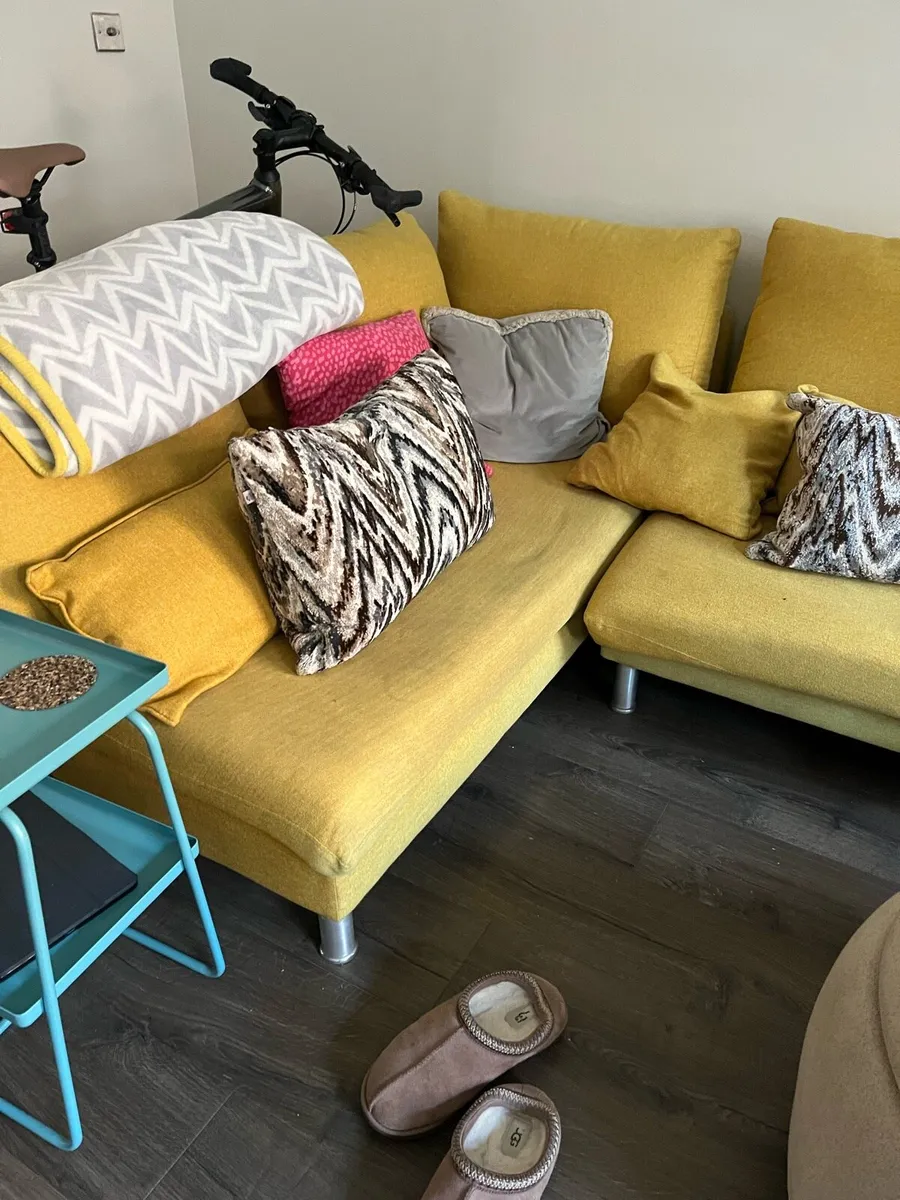 Couch - Image 4