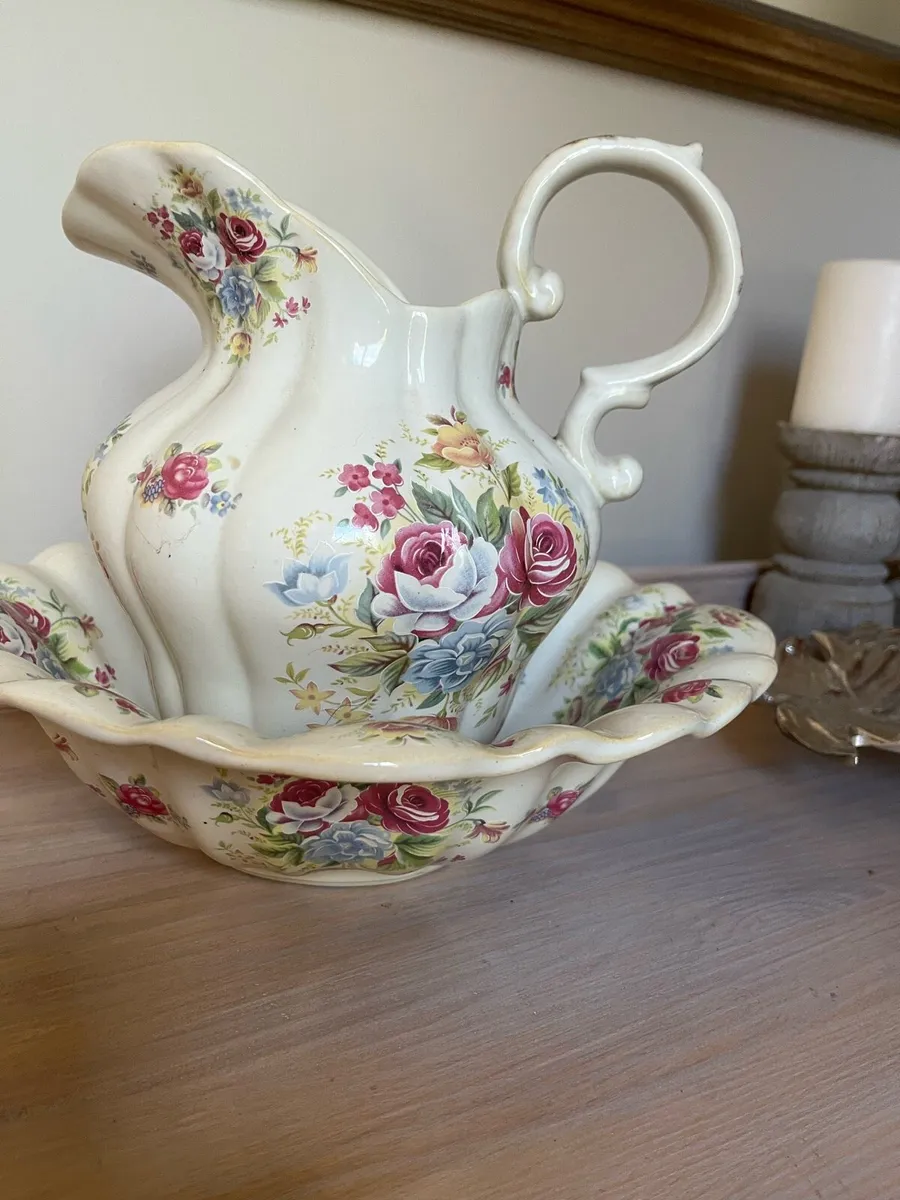 Vintage jug and bowl set - Image 4