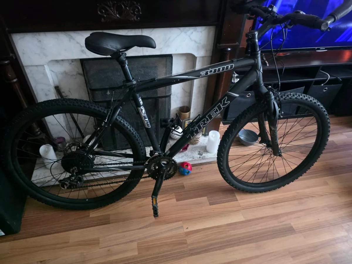 Trek 3900 Adult Mountain Bike 24 speed - Image 1