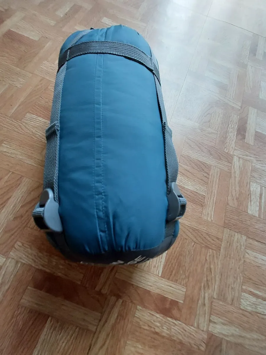 Mountain Warehouse Down Sleeping Bag - Image 2