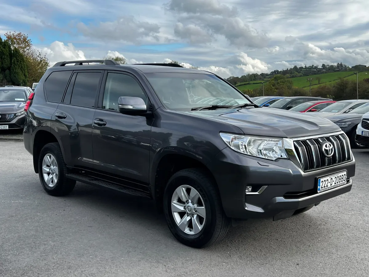 Toyota Land Cruiser 2022 Lwb manaul - Image 1