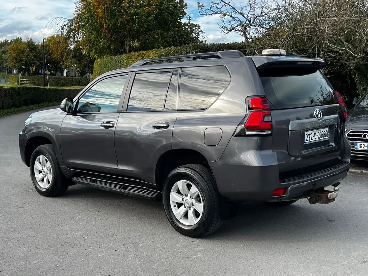 Toyota Land Cruiser 2022 Lwb manaul - Image 2