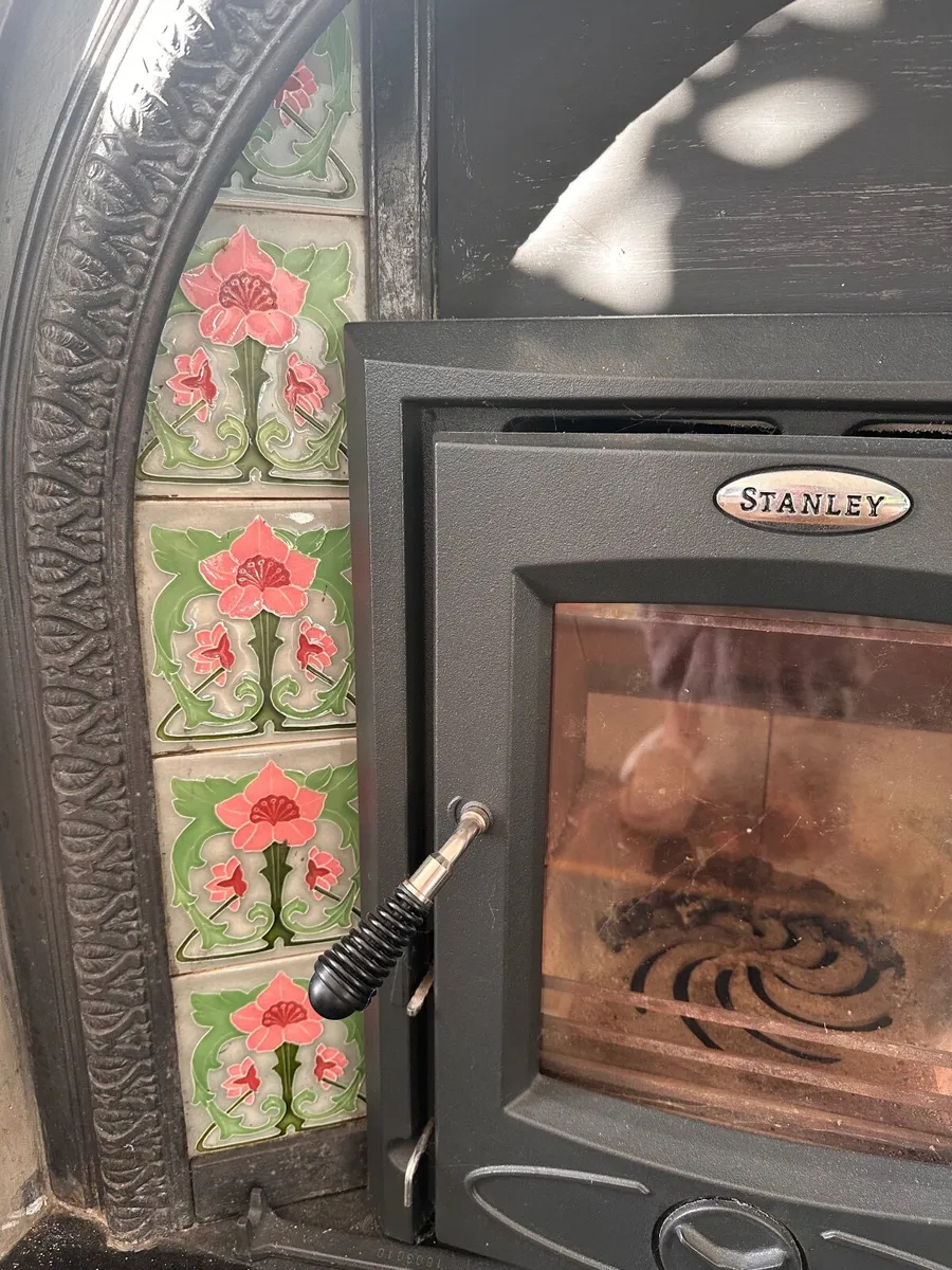 Stanley Stove and original marble fireplace - Image 4