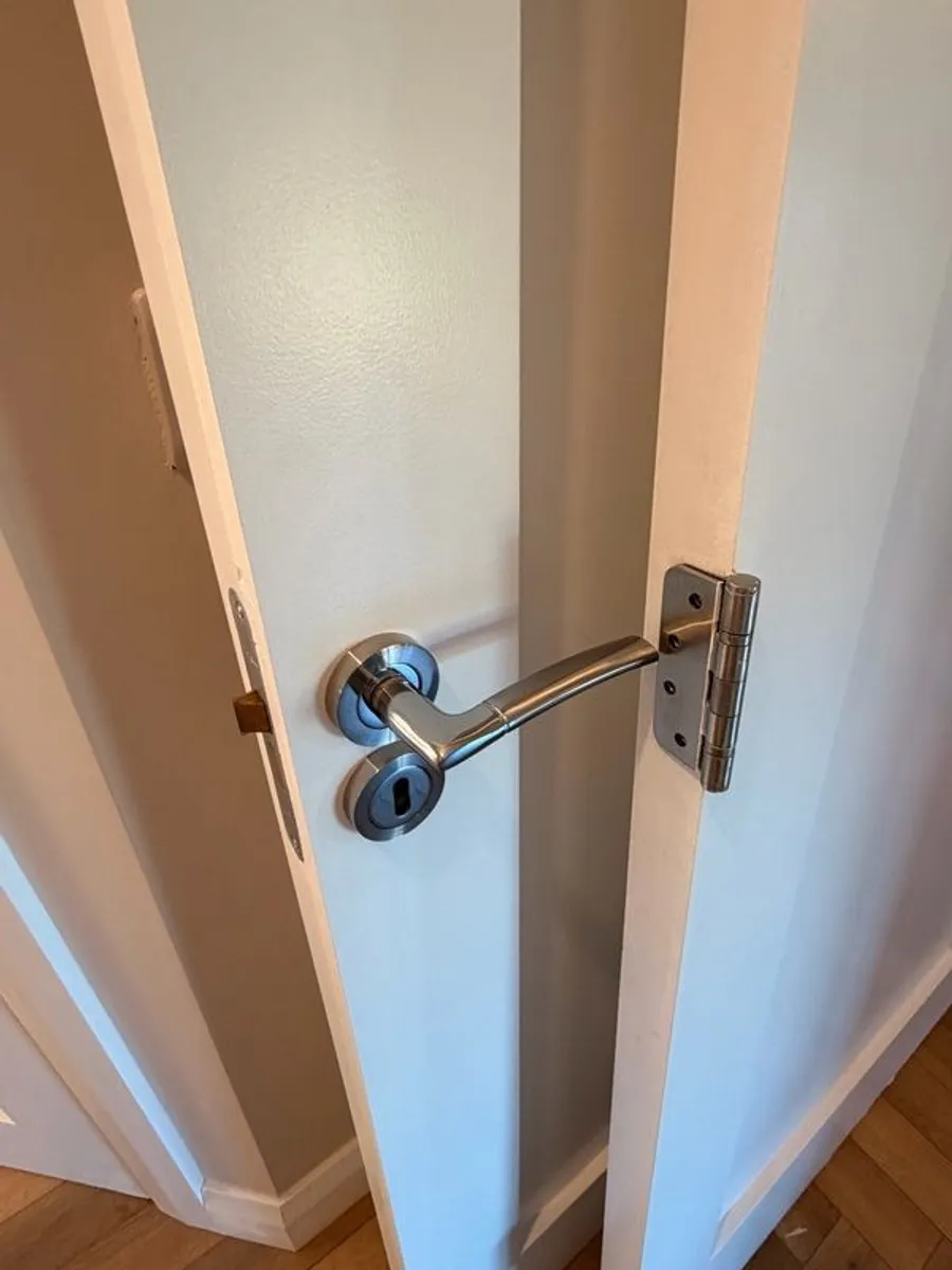 interior doors - Image 2