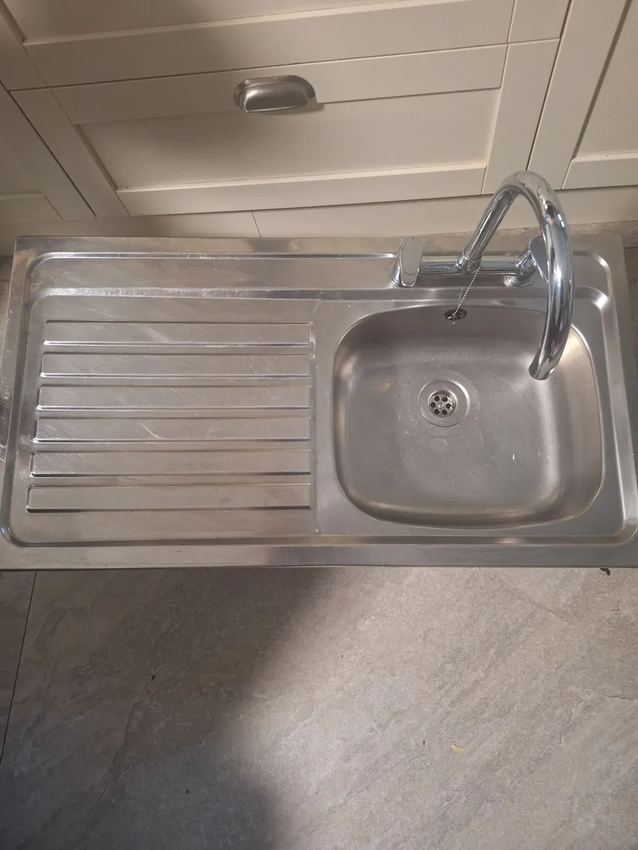 Kitchen sink - Image 3