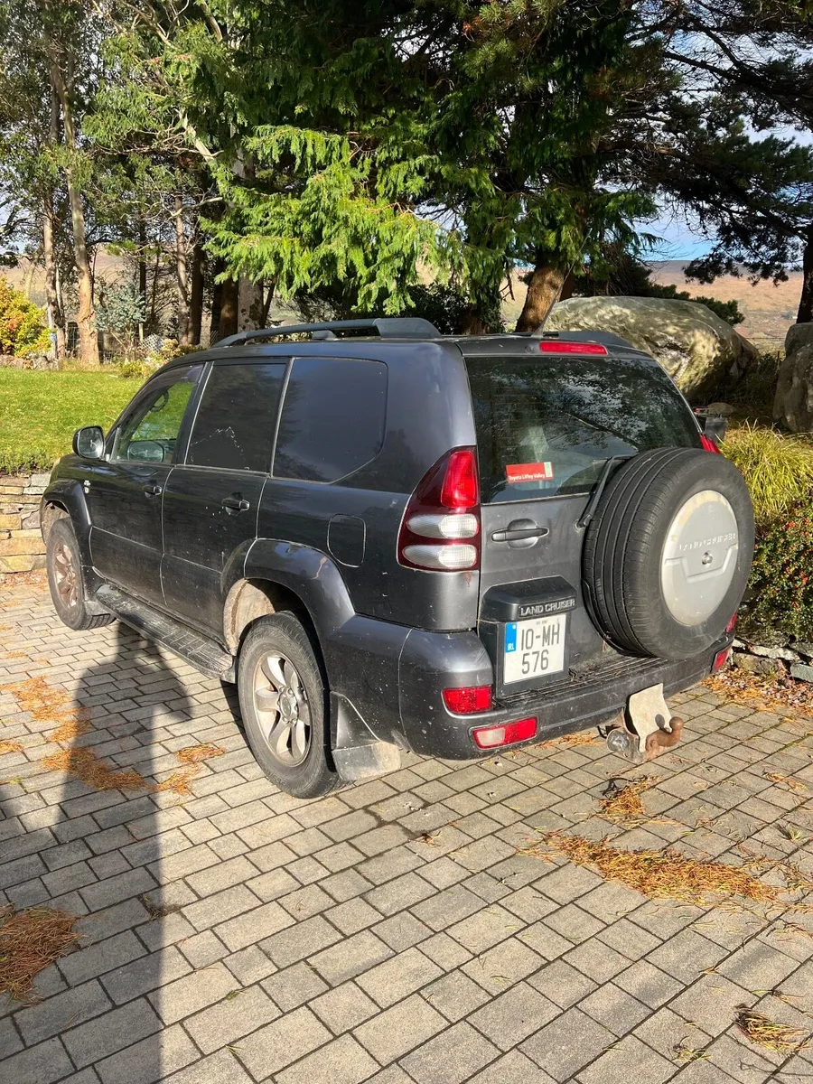 Toyota Land Cruiser 2010 - Image 3