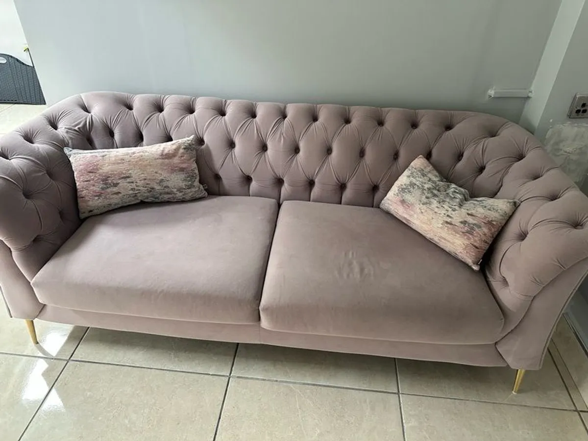 sofa - Image 1
