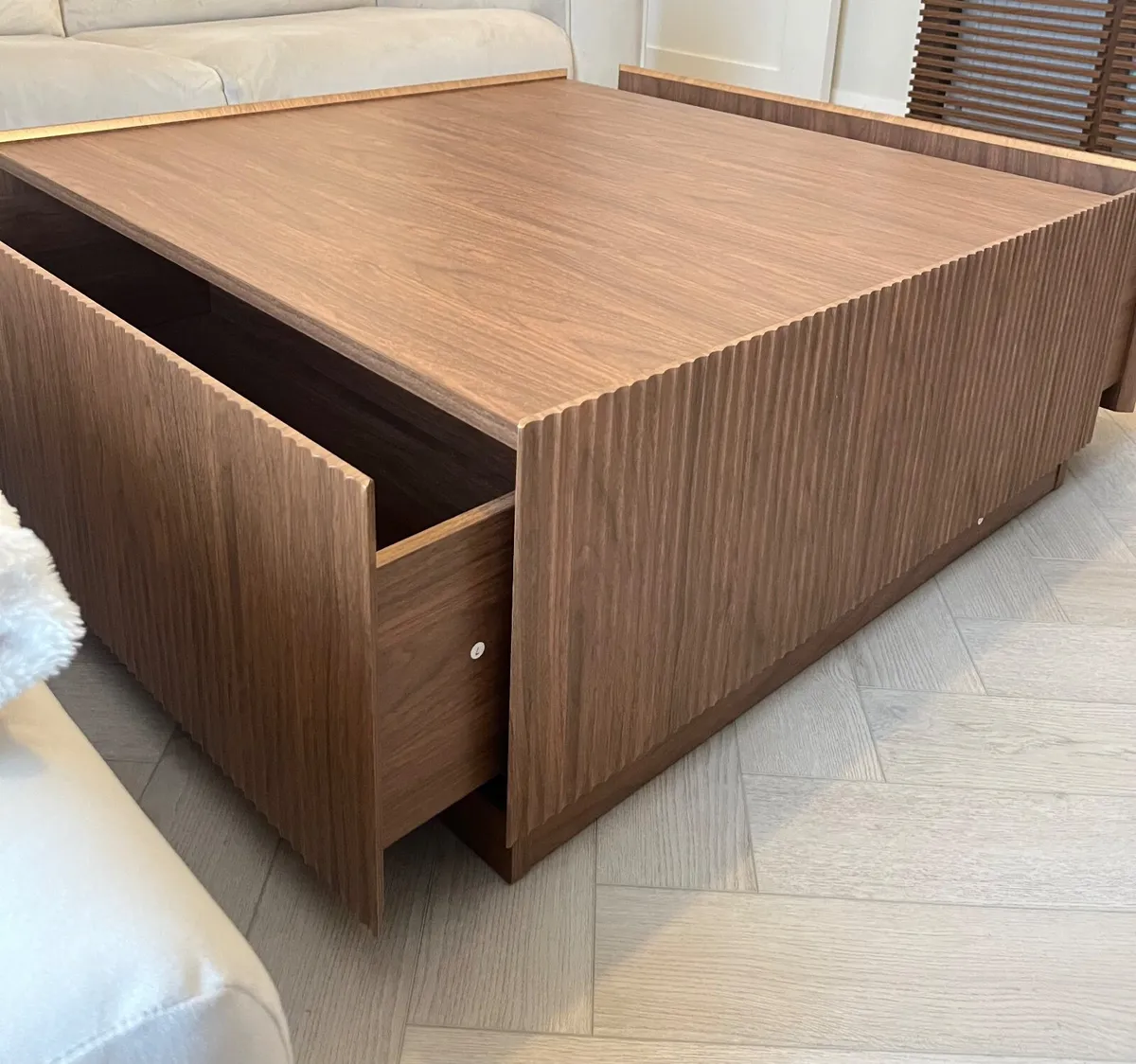 Stylish Contemporary Coffee Table. Newly installed - Image 4