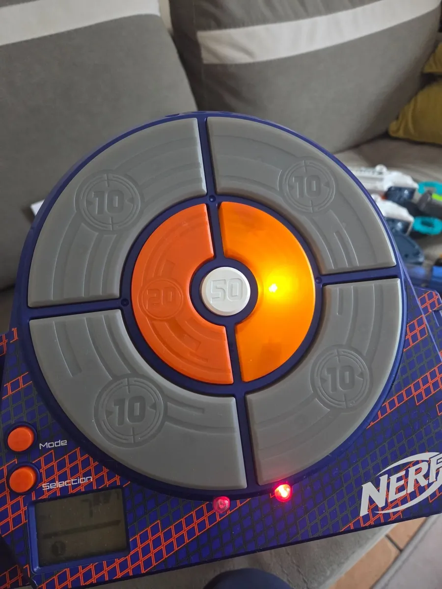 Nerf & X-Shot Gun Bundle – Target, Ammo & Accessor - Image 3