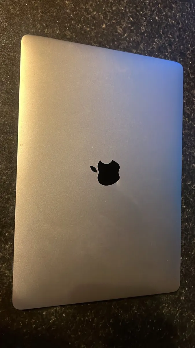 MacBook Air Retina 2020 Core i3 - Image 2
