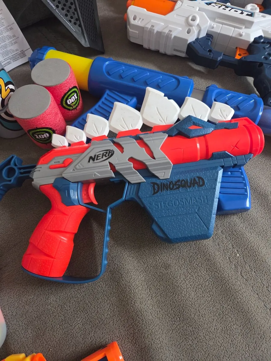 Nerf & X-Shot Gun Bundle – Target, Ammo & Accessor - Image 4