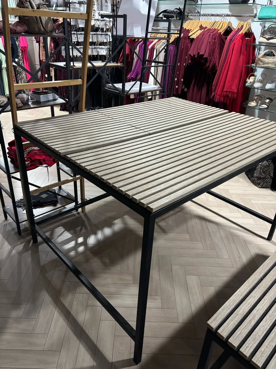 display tables - Image 4