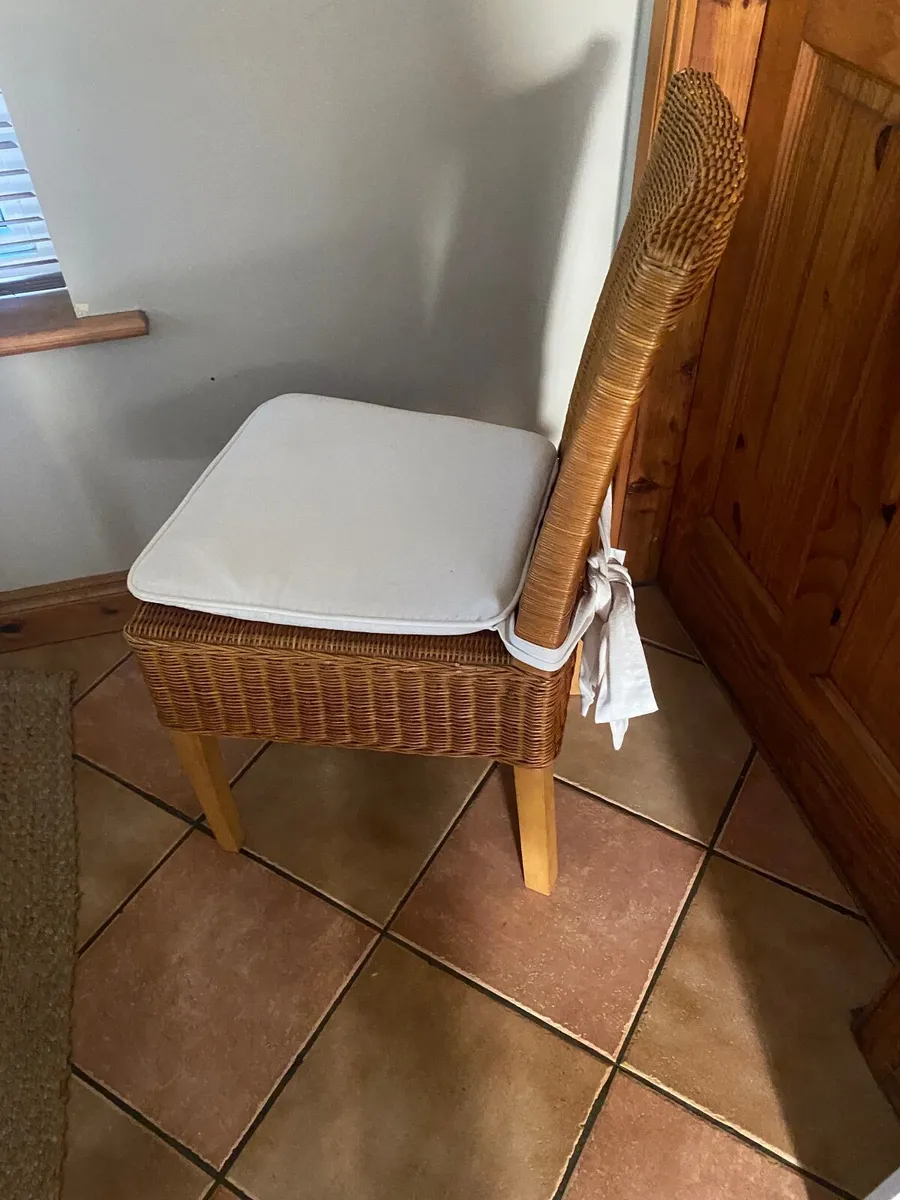 Kitchen chairs  (rattan) - Image 4
