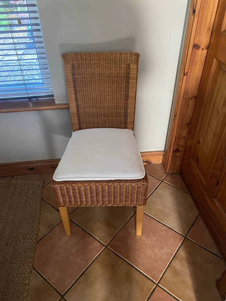 Kitchen chairs  (rattan) - Image 1