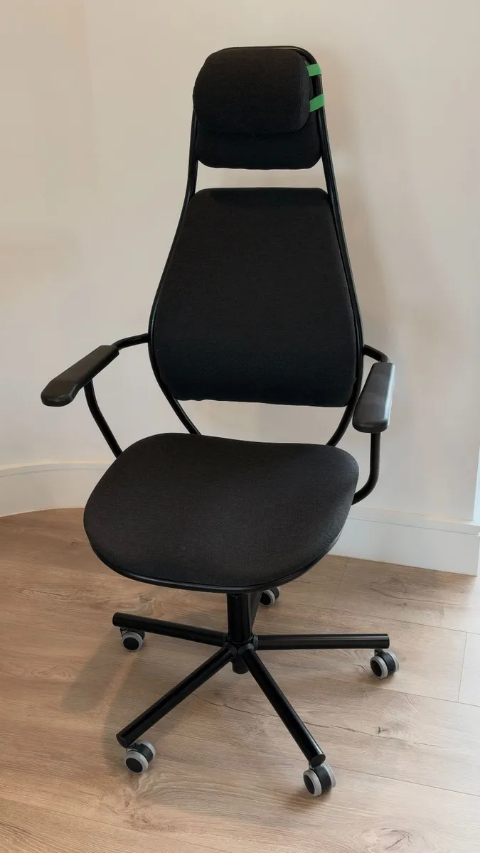 IKEA LÖPARBANA Gaming Chair - Image 2