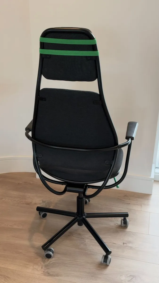 IKEA LÖPARBANA Gaming Chair - Image 3