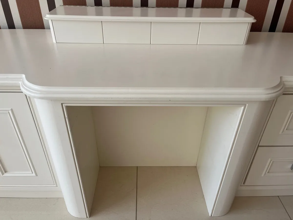 Large Table/Desk - Image 2