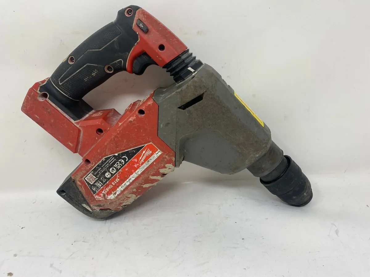 Milwaukee M18 ONEFHX 18V FUEL HAMMER DRILL - Image 2