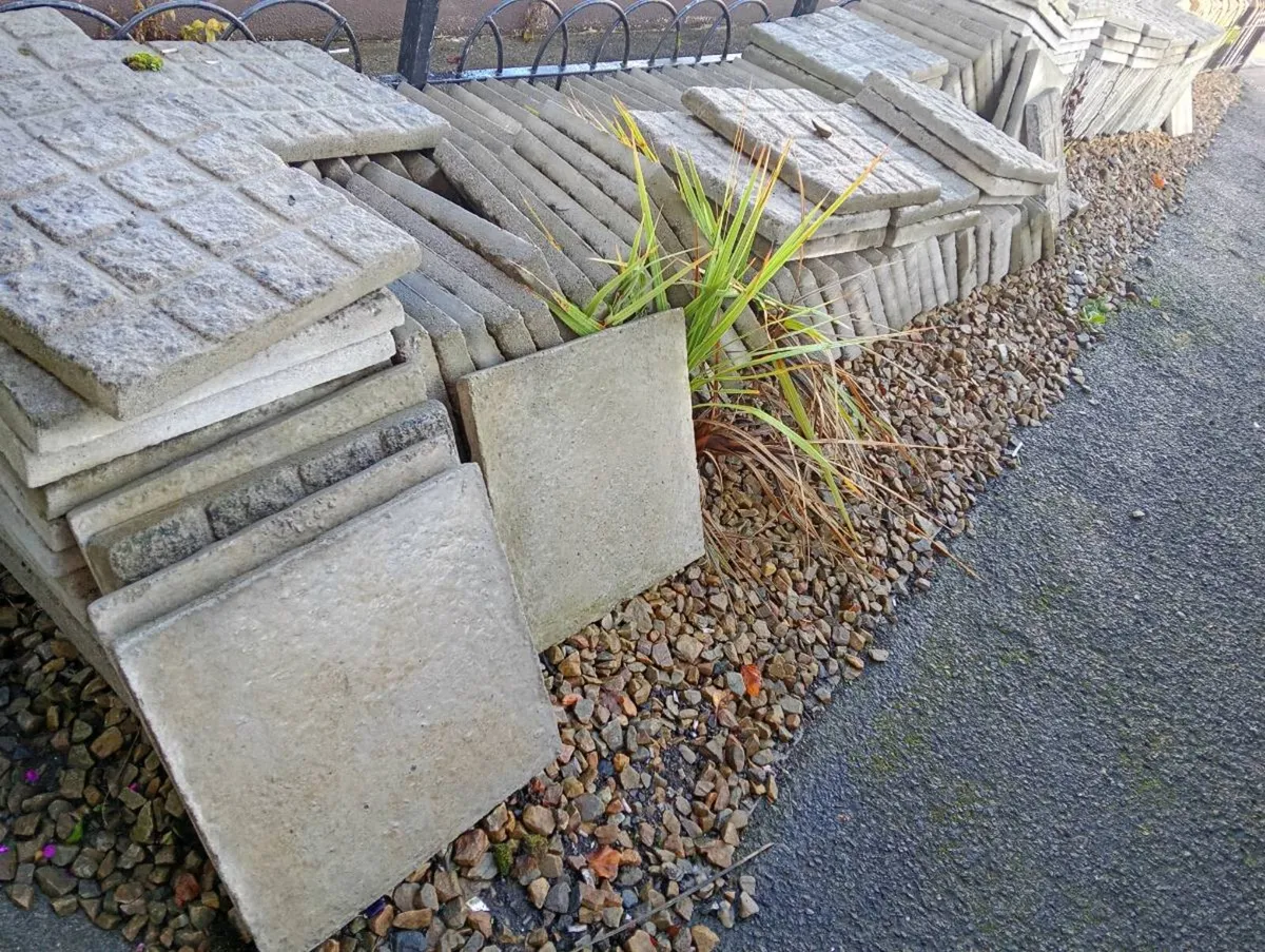 190 paving slabs - Image 2