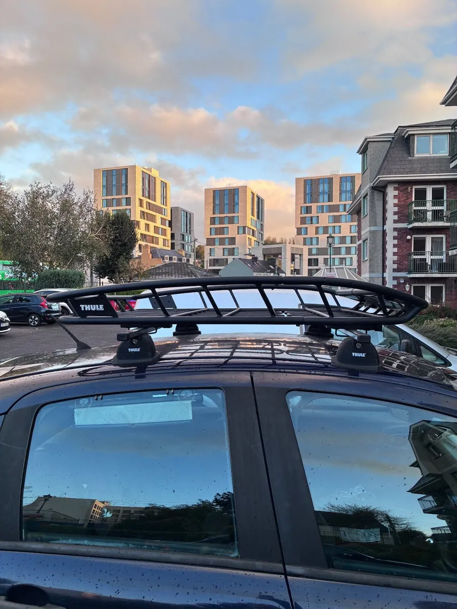 Thule cross bars and Canyon XT basket - Image 2