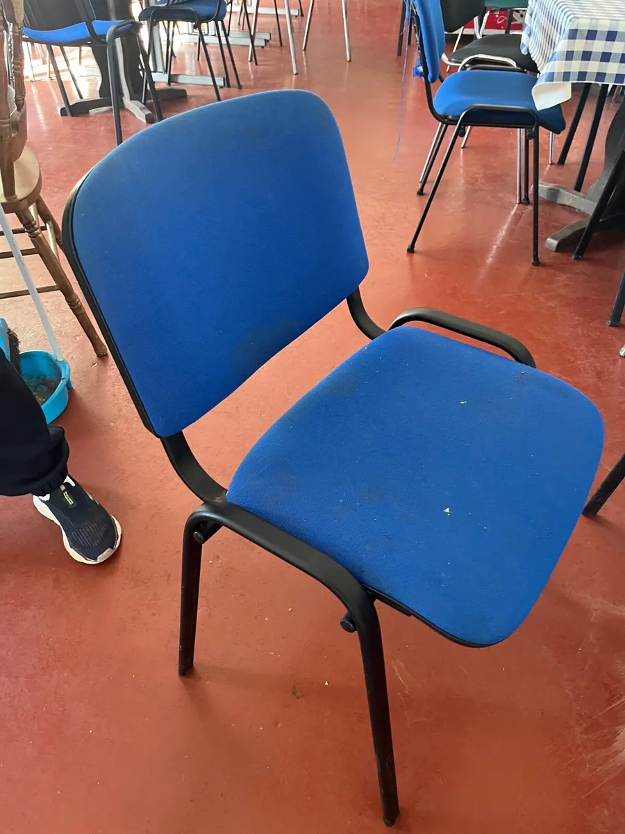 Chairs and tables - Image 1