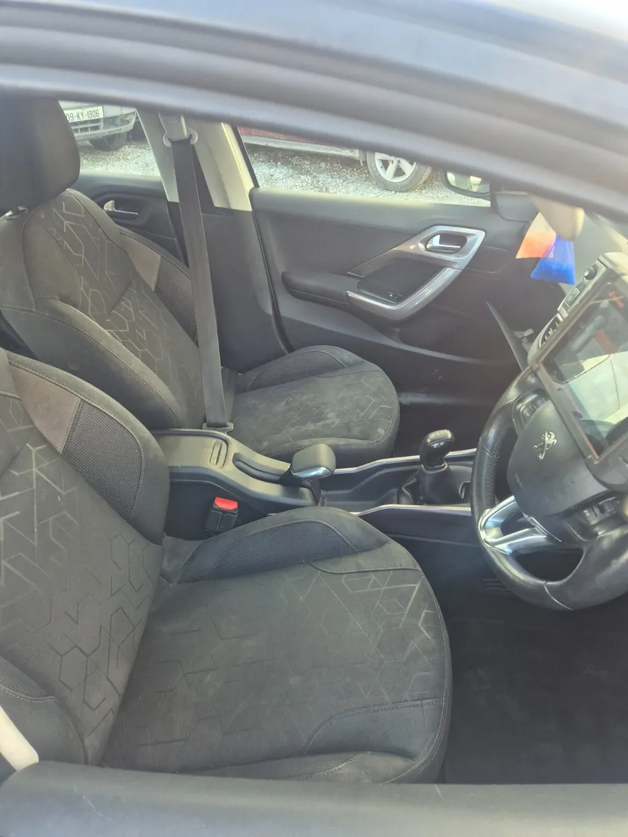 2014 peugeot 2008 diesel - Image 3