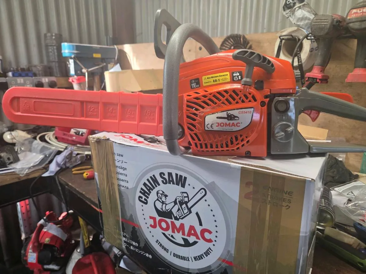Chainsaw - Image 1