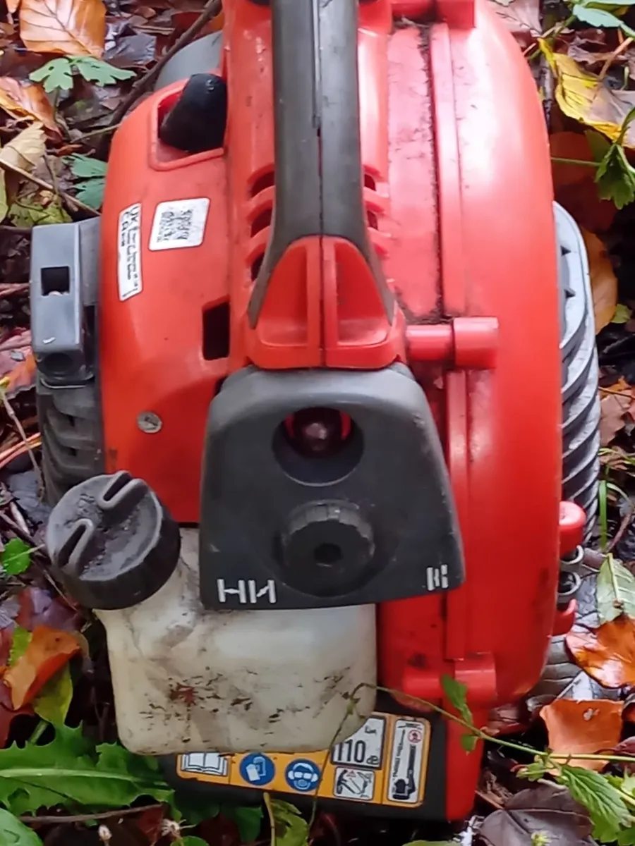 Husquvarna leafblower petrol - Image 1