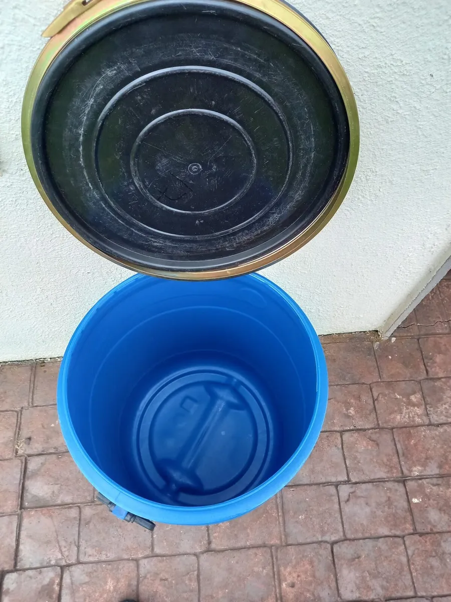 Plastic barrels - Image 4