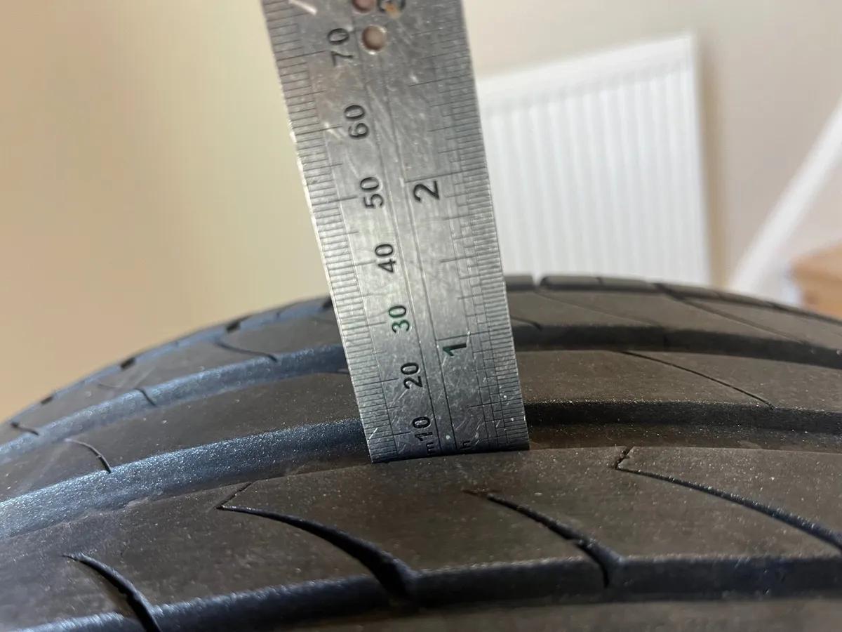4x 19" Audi Alloys 19x8J 5x112 with Tyres - Image 4