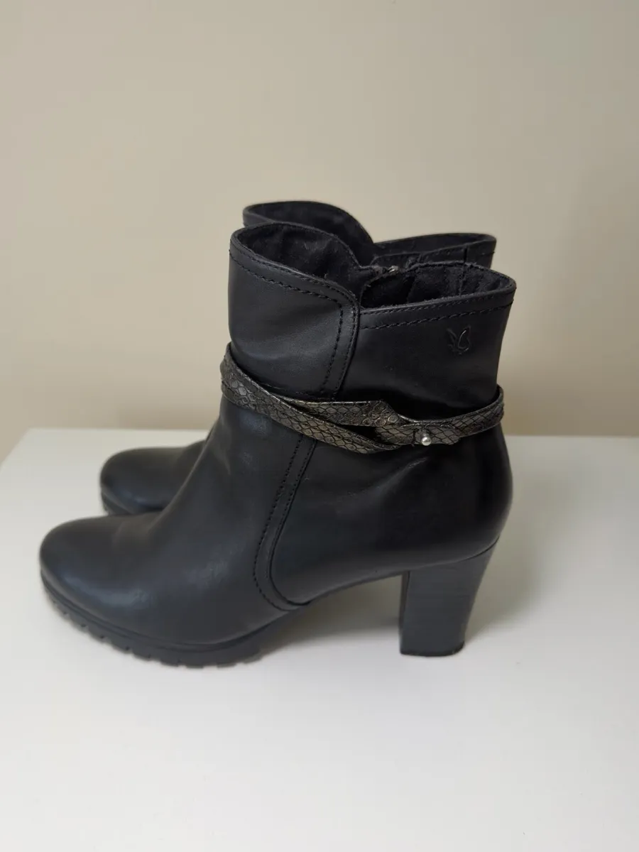 Womens Boots - Image 1