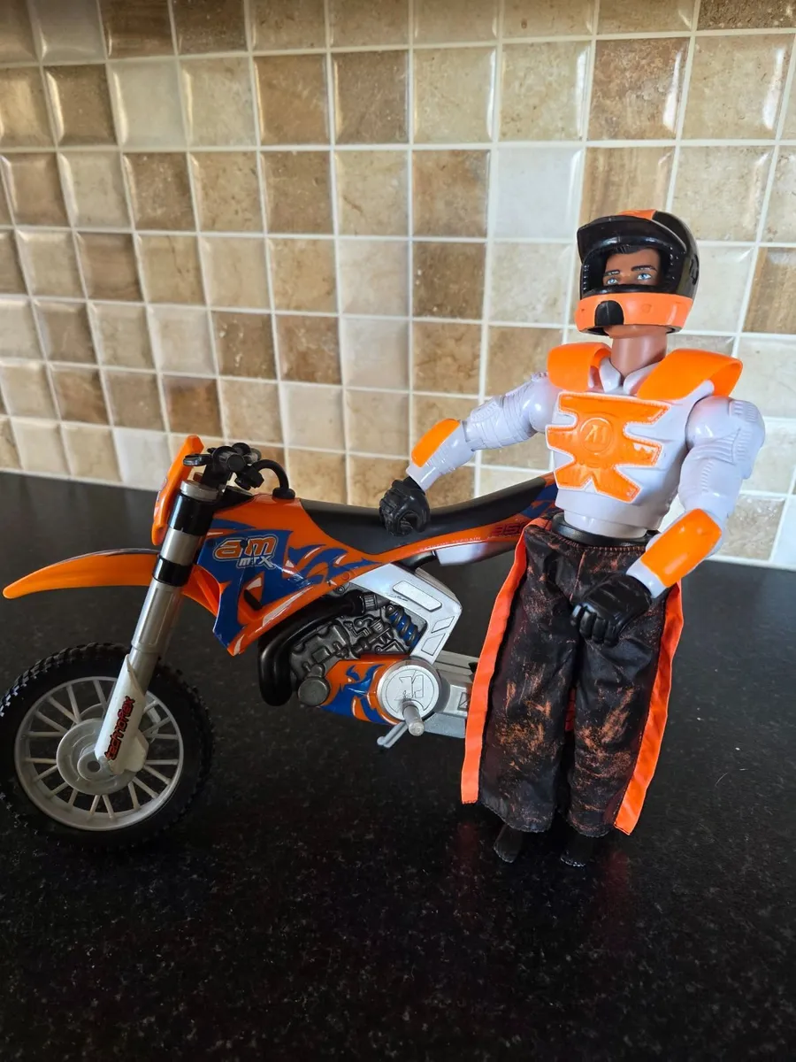 Vintage Hasbro Action Man Ultra Bike MTX & Motocro - Image 1