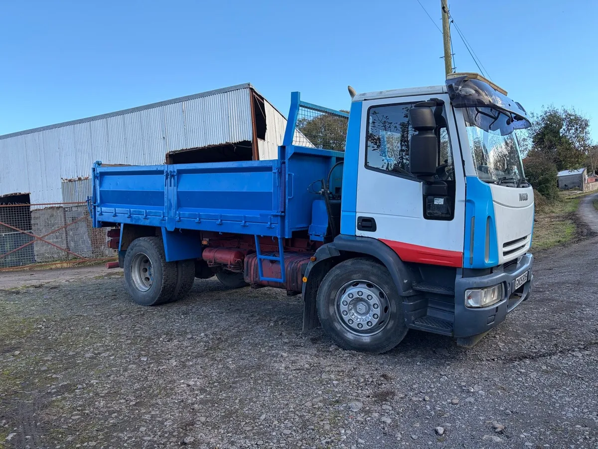 Iveco tipper - Image 1