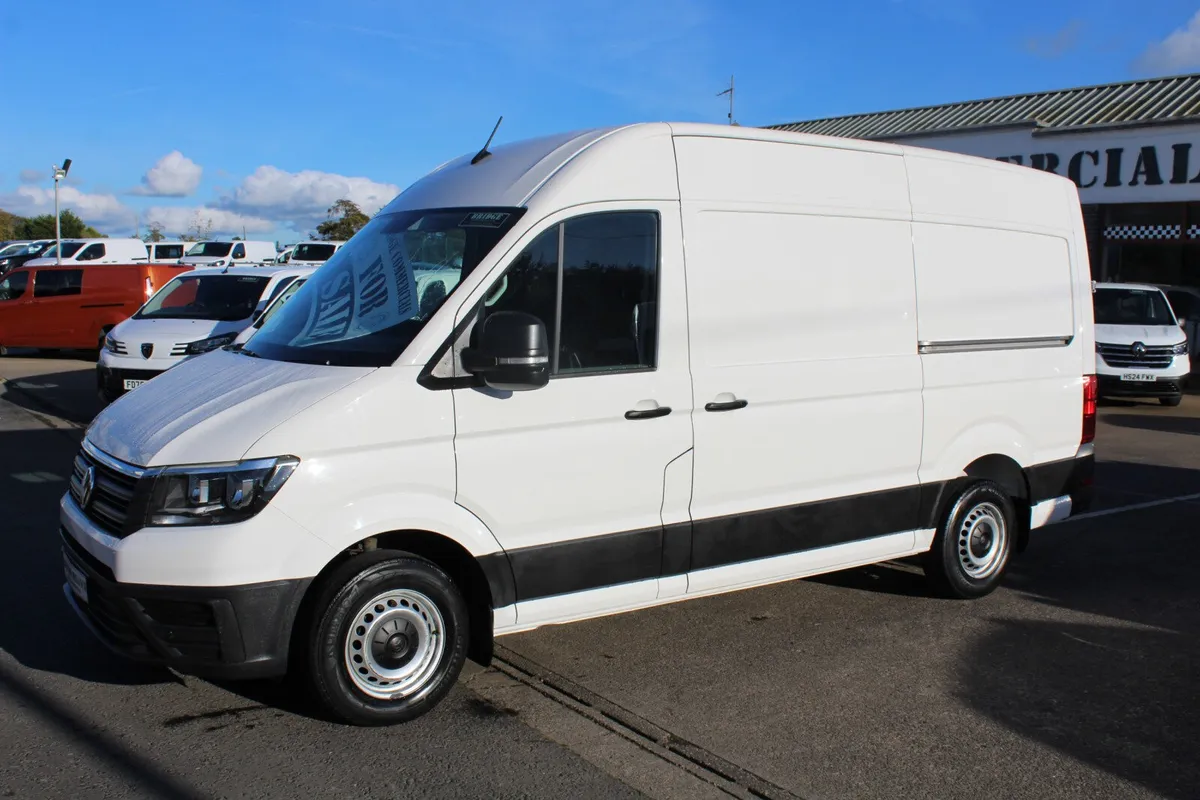2023 Volkswagen Crafter CR35 MWB HR - Image 3