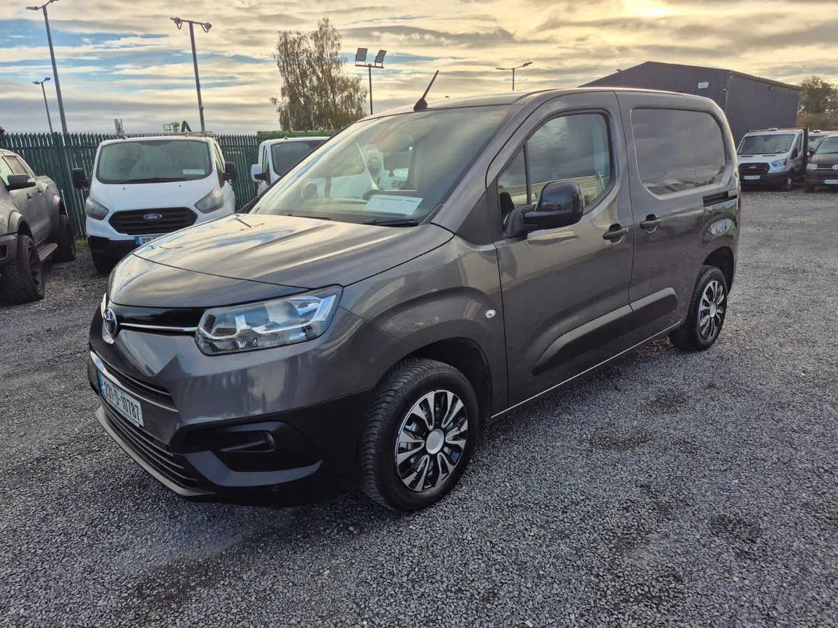 TOYOTA PROACE CITY INCLUDES VAT - Image 2