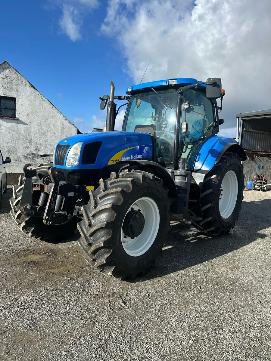 2009 T6080 Range command no vat - Image 2