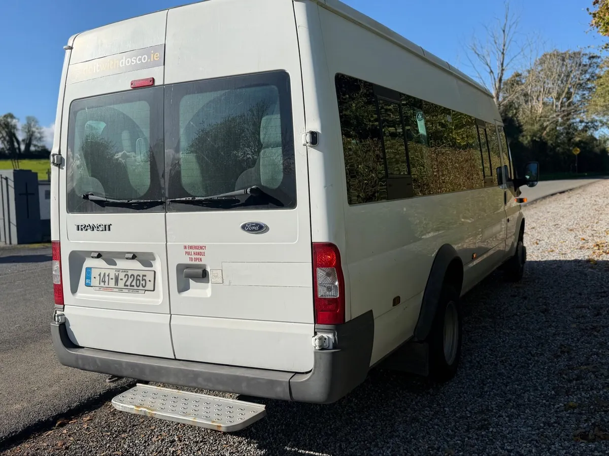 2014 Ford Transit Mini Buss excellent condition!! - Image 3