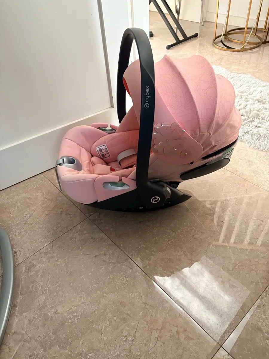 Cybex priam simlply flowers limited edition - Image 3
