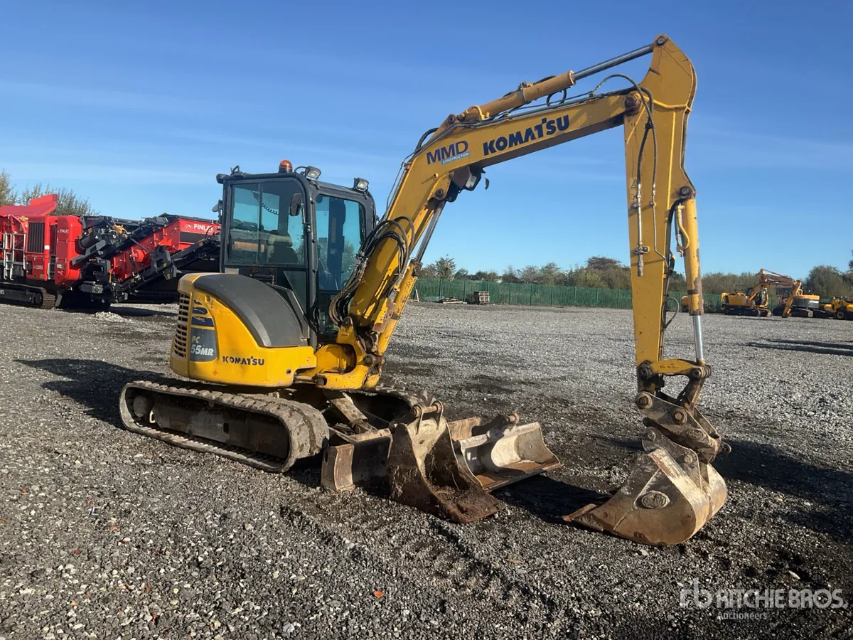 2019 Komatsu PC55MR-5 Mini Excavator - Image 4