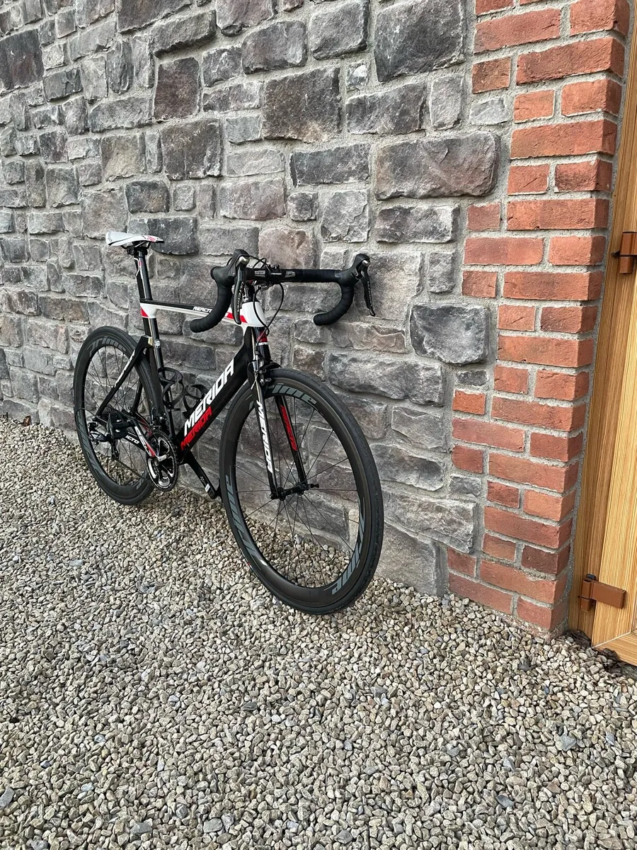 Carbon road bike - Image 2