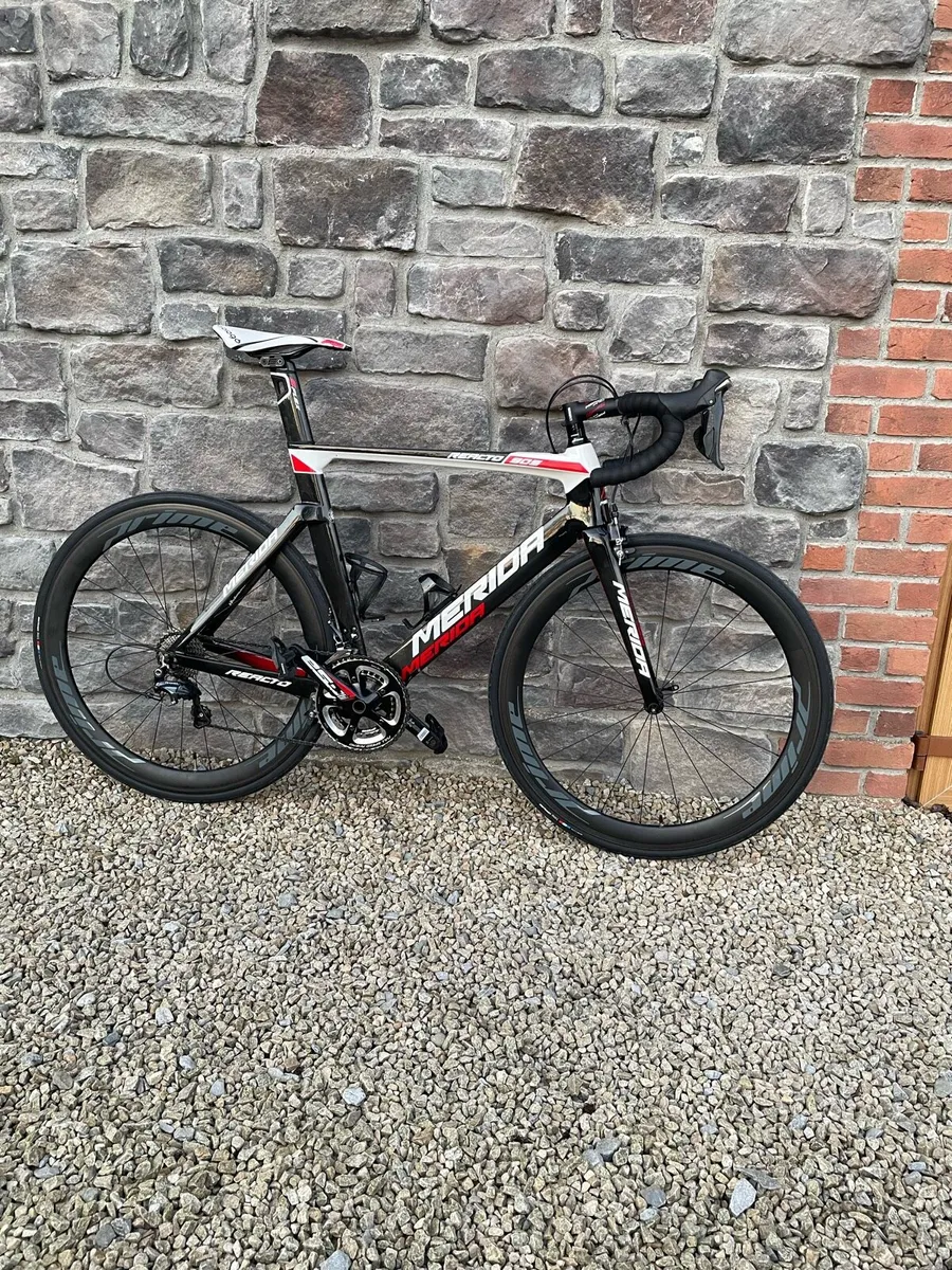 Carbon road bike - Image 3